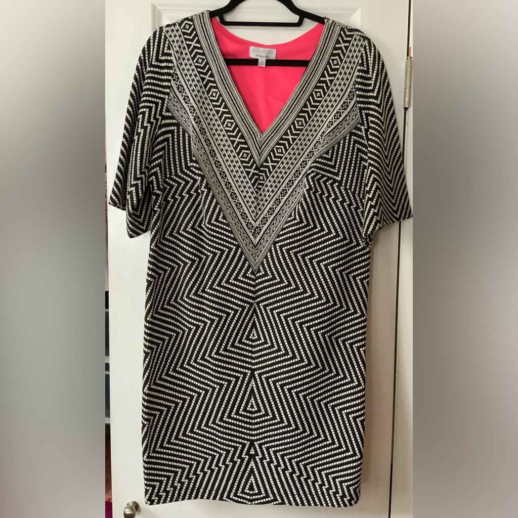 Black And White Boho Patterned Sheath Dress